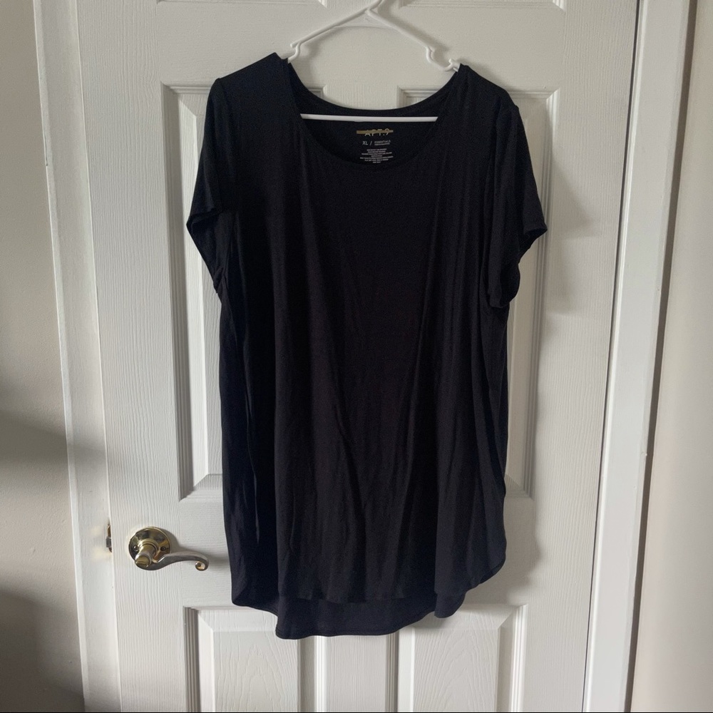 Apt. 9 Tee